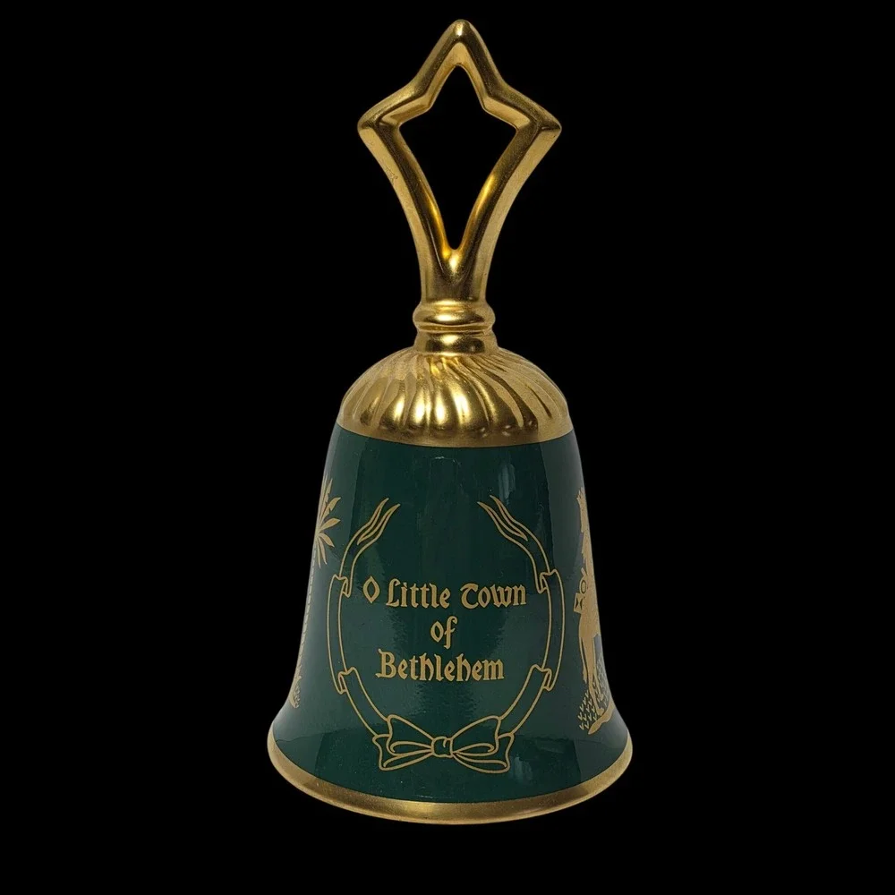Pickard China 1978 Christmas Bell O Little Town of Bethlehem Limited Edition 583